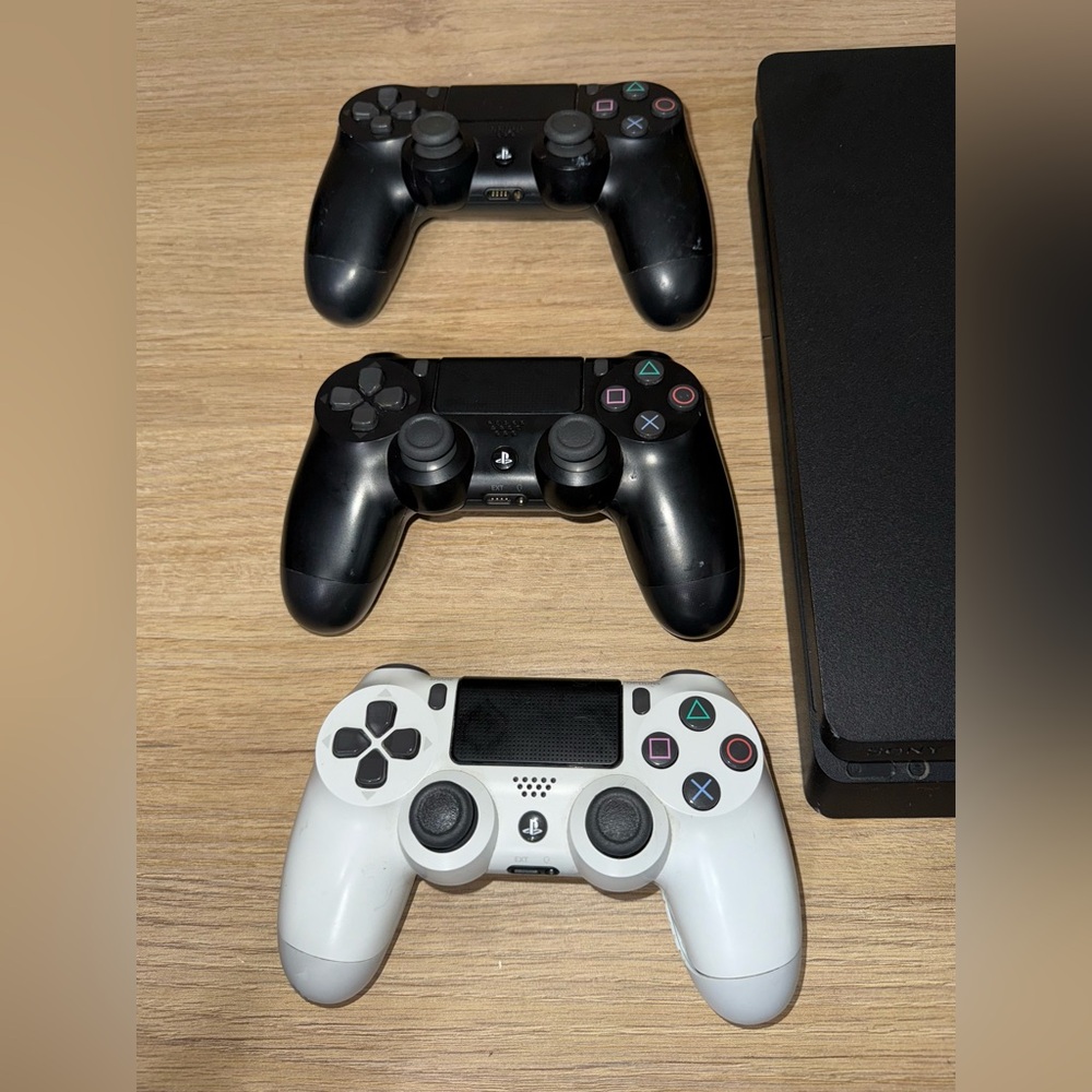 🚨 SOLD 🚨 - Picture 3 of 9